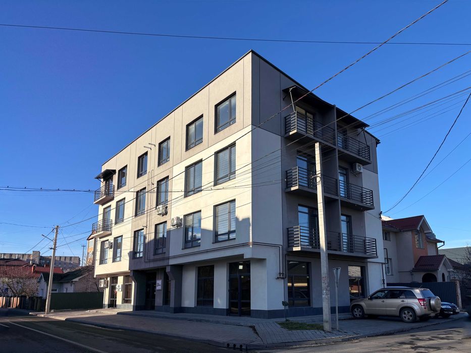 Центр міста | 2-х кімнатна квартира з ремонтом. Постанова\євідновлення