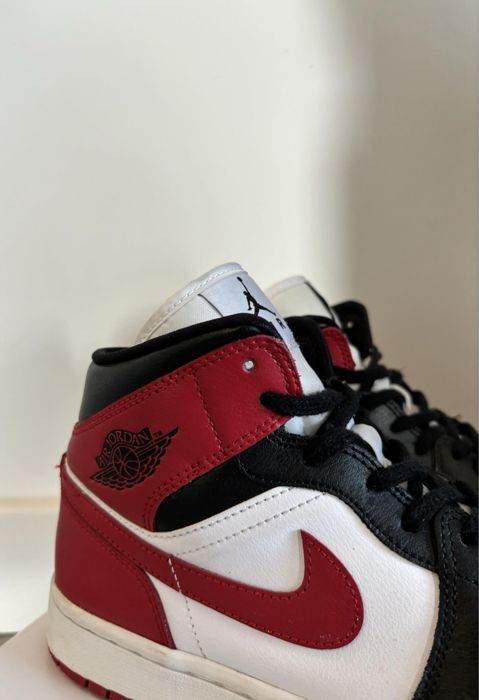 Buty Air Jordan 1  Mid