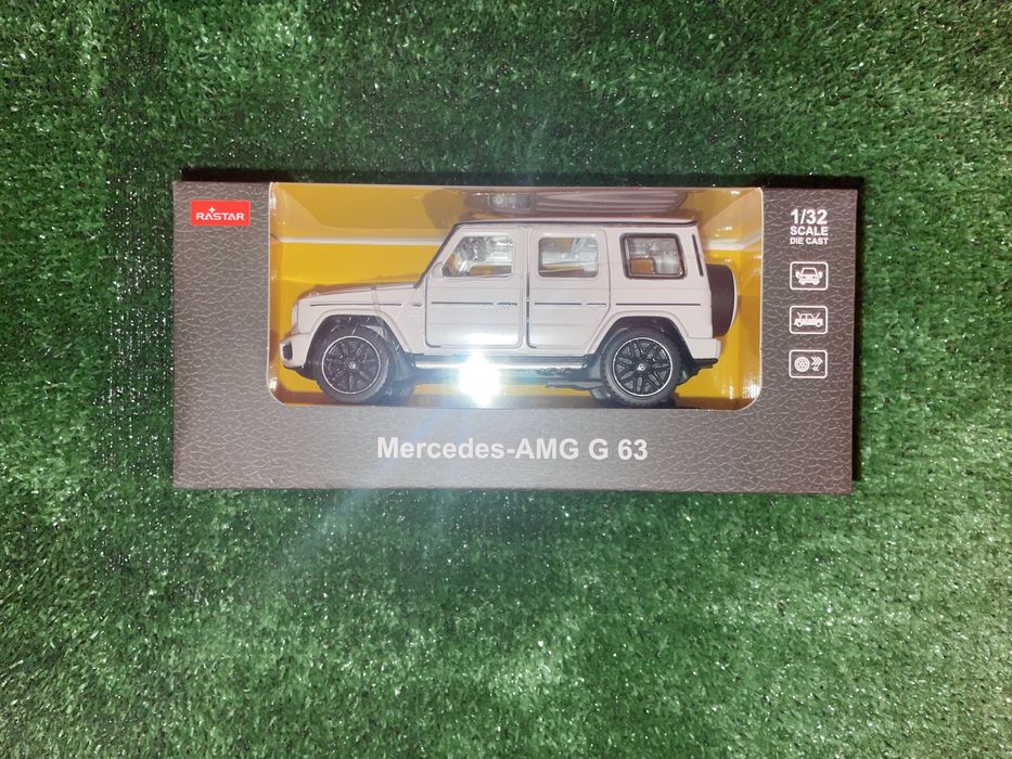 Mercedes-AMG G 63 biały RASTAR model 1:32 Metalowa karoseria