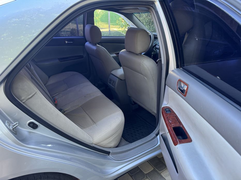 Toyota Camry 2.4 газ