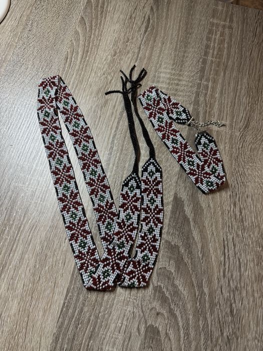 Кольє з чеського бісеру