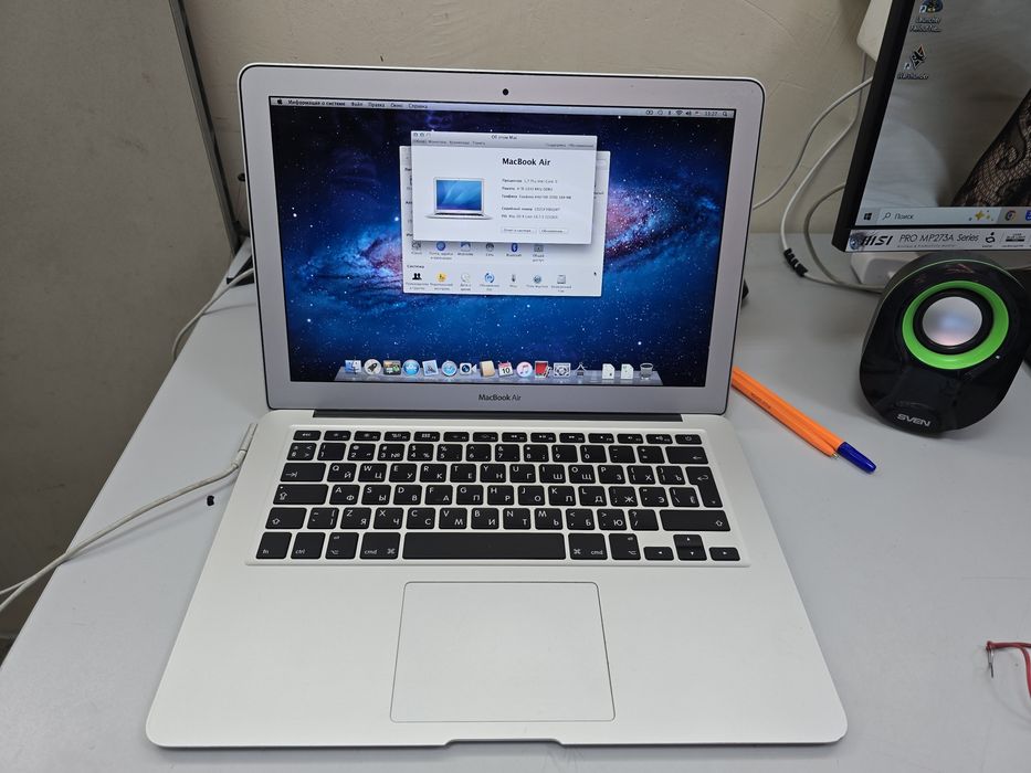 Apple MacBook Air 13 2011 A1369