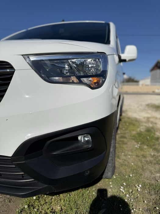 Opel Combo E Cargo 1.5 130cv de ano 2021