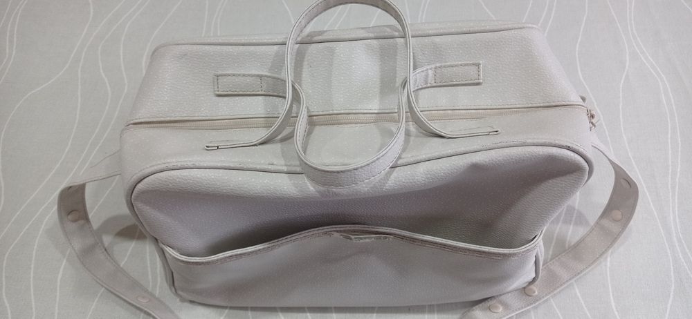 Mala Bolsa de maternidade com porta documentos e muda fraldas Pasito a