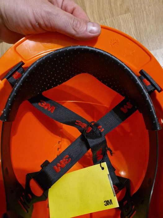 Hełm ochronny do prac leśnych i budowlanych 3M Peltor G3000