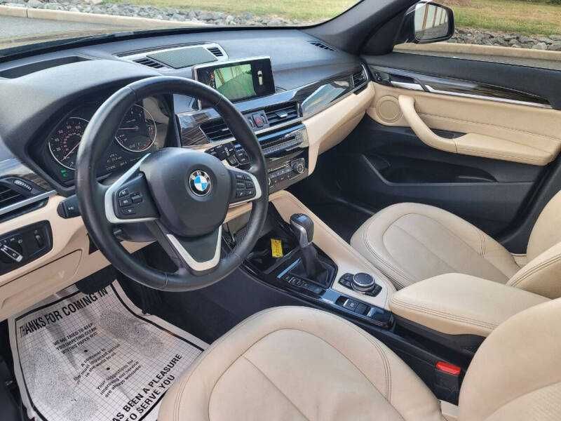 2016    BMW    X1