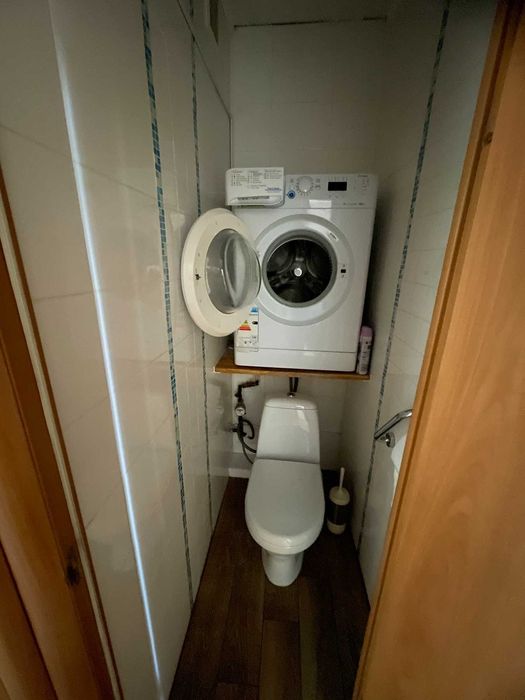 В оренду 3-кімн. квартира на Антонова, три просторі кімнати
