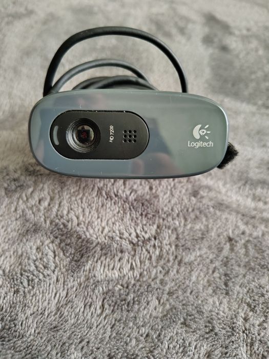 Продам веб-камеру logitech
