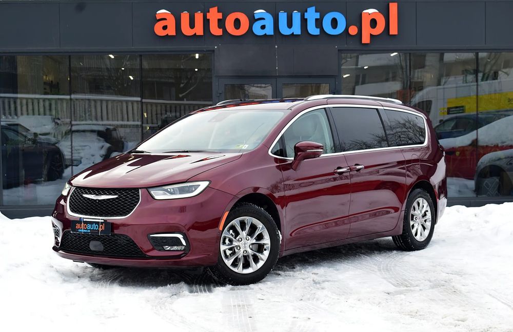 Chrysler Pacifica Zadbany! Bogata wersja! Gaz! 7-osobowy! Niski przebieg!