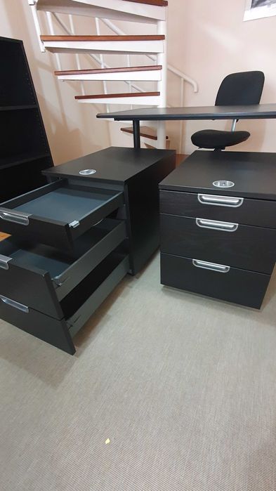 Blocos gavetas com rodizios IKEA linha Galant 2 unidades