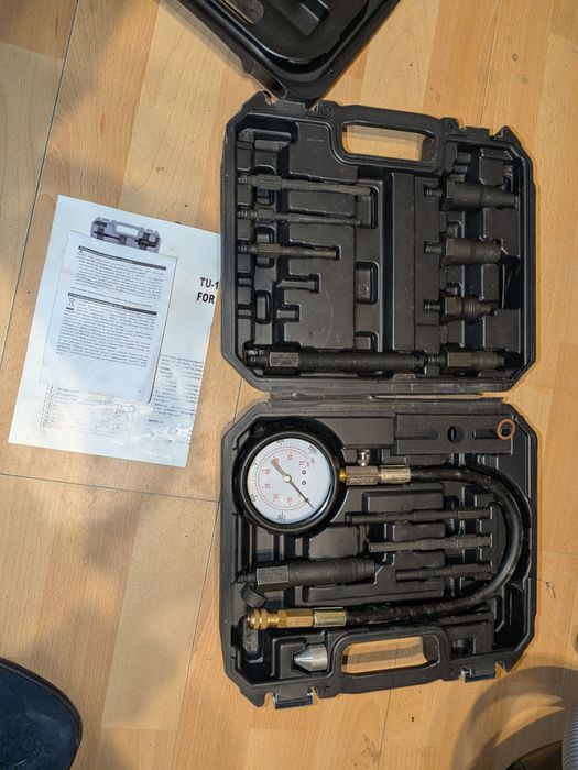 Miernik ciśnienia sprężania + kamera inspekcyjna na telefon