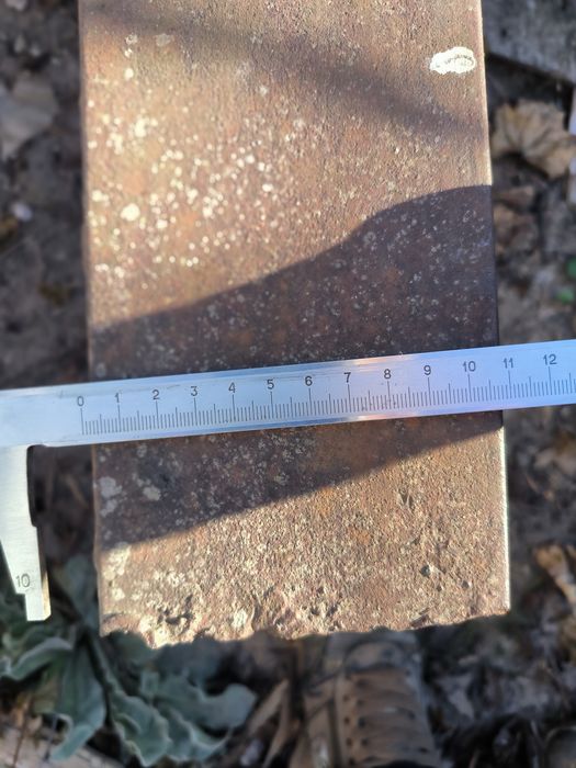 Труби металеві різні,профільна  та вигнута на 90'