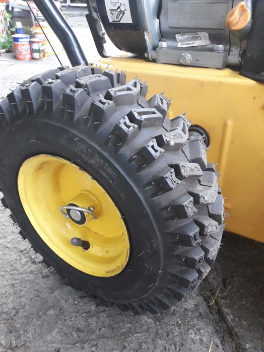 Снігоприбиральна машина Expert