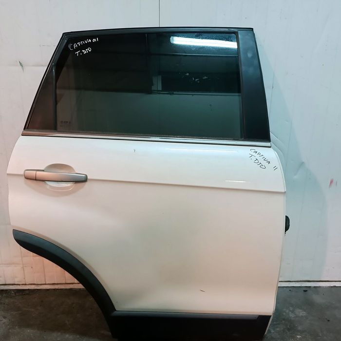 PORTA CHEVROLET CAPTIVA - TRAS DIREITA
