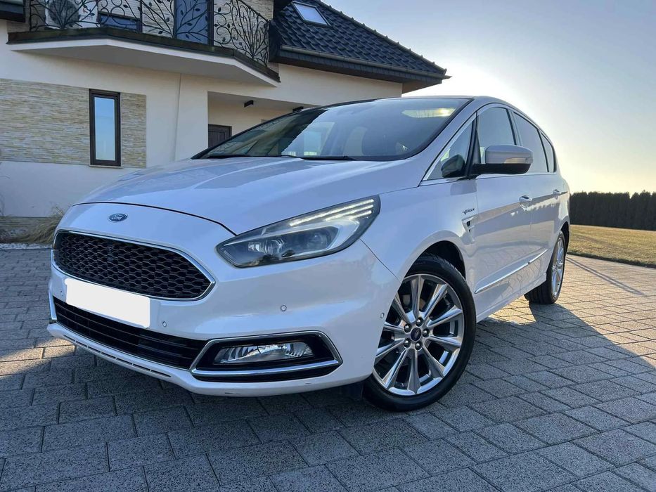 Ford S-Max 7 osobowy bogate wyposażenie Vignale kamera czujniki zadbany