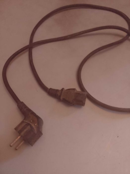 Кабель  220 вольт для системников и мониторов