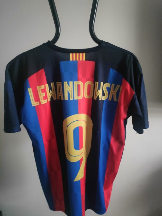Nowy zestaw koszulka + spodenki LEWANDOWSKI