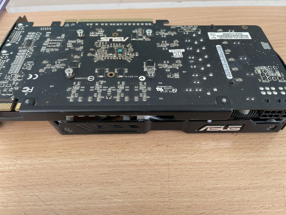 ASUS NVIDIA GeForce GTX 560Ti 1ГБ GDDR5 | АРТЕФАКТЫ