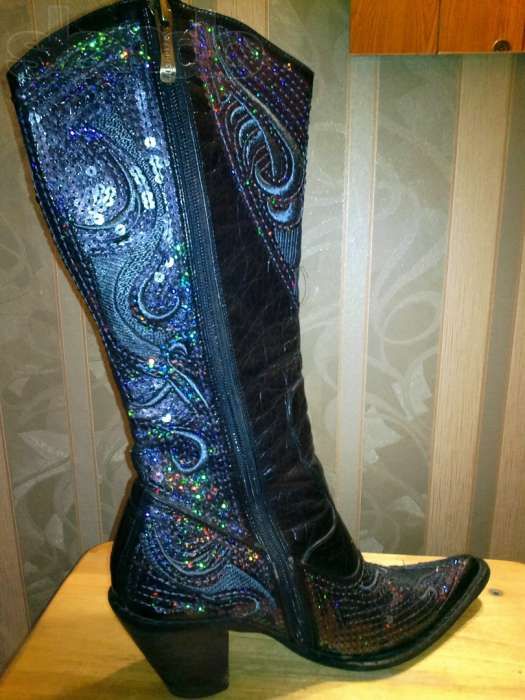 Жіночі казаки. Розмір 37.