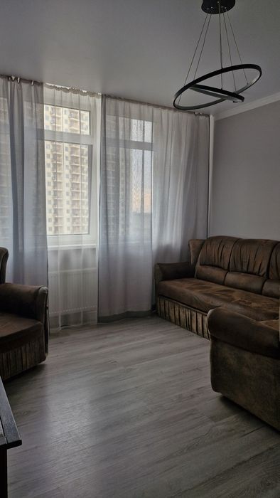 Сдам 1 кімнатну квартиру в жк Кадор  по вулиці Академіка Сахарова.
