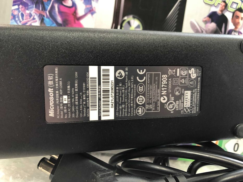 Приставка XBOX360 RGH3 на 250Gb (більше 50ігр)+kinekt+джойстик+коробка