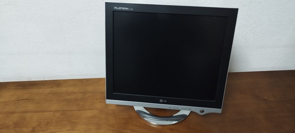 Monitor LCD LG  com avaria