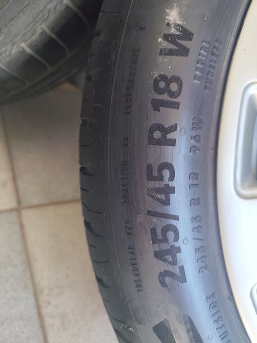 Продам 2 комплекта диски+резина R 18 R20