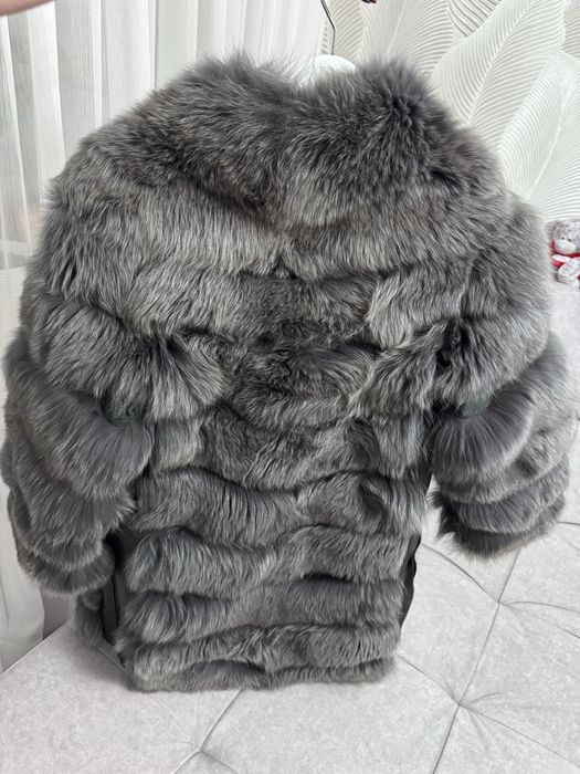 Шуба натуральна з песця, вживана, розмір XL