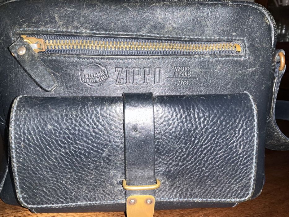 Mala em pele “ZIPPO”