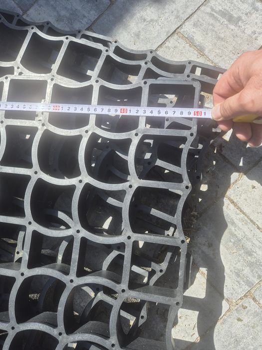 Kratka podjazdowa pod  samochód super