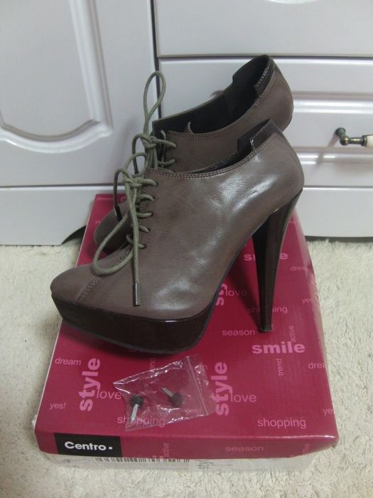 Ботинки, ботиночки (полуботинки) коричневые (экокожа)