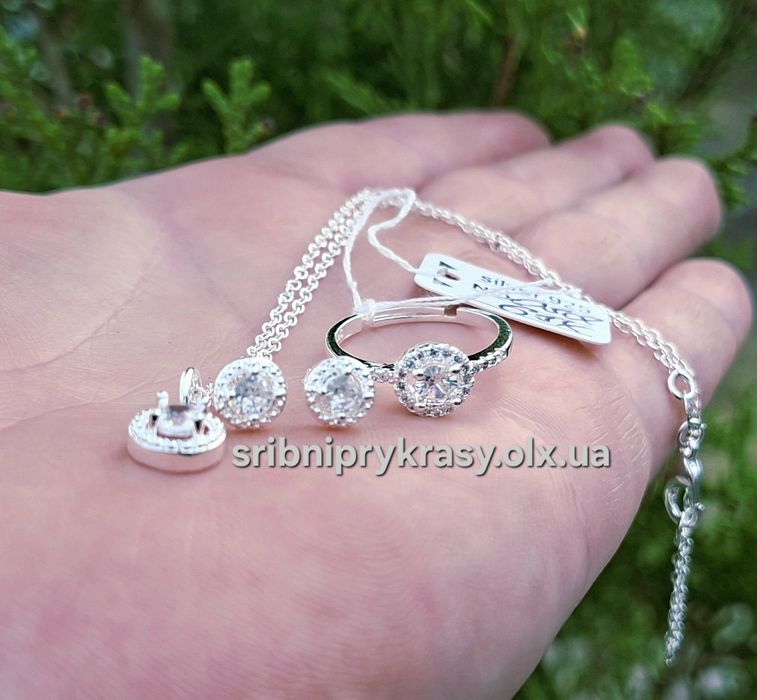 Серебряный комплект украшений 925 пробы! Фианиты SWAROVSKI /Скидка-70%