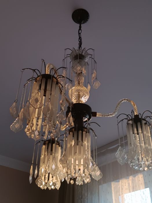 Продається люстро б/у у доброму стані