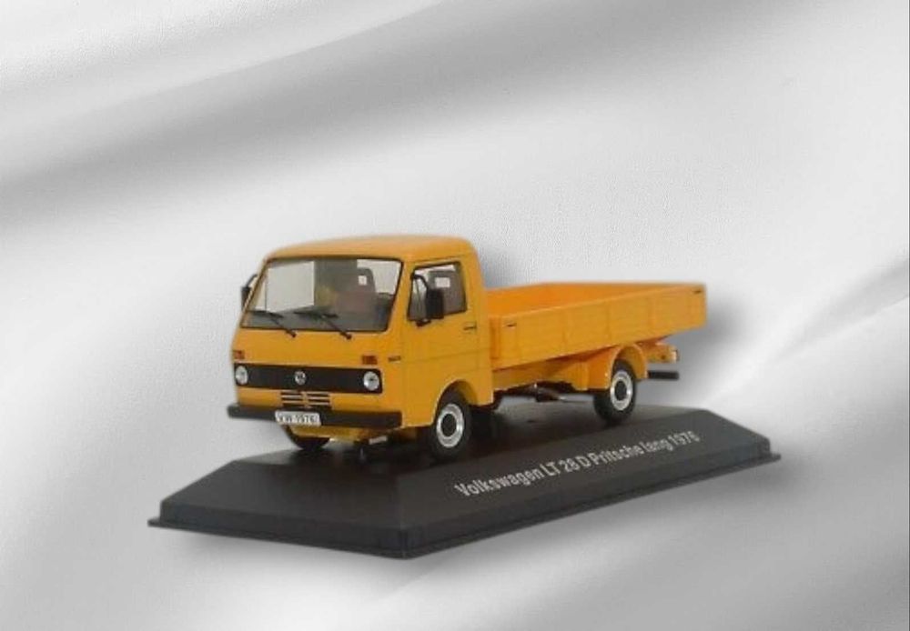 Volkswagen LT 28D бортовой 1976, в пластиковом боксе - Altaya