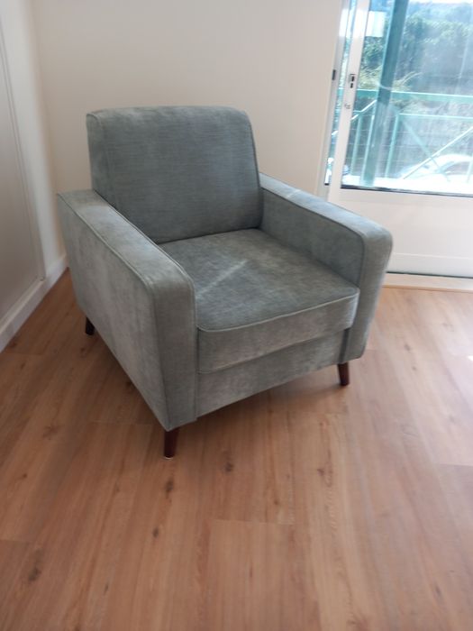 Cadeirao Nunca usado, completamente novo