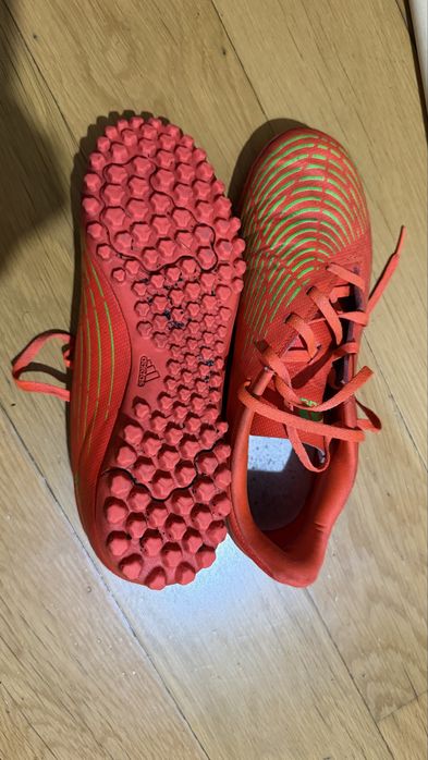 Adidas predator