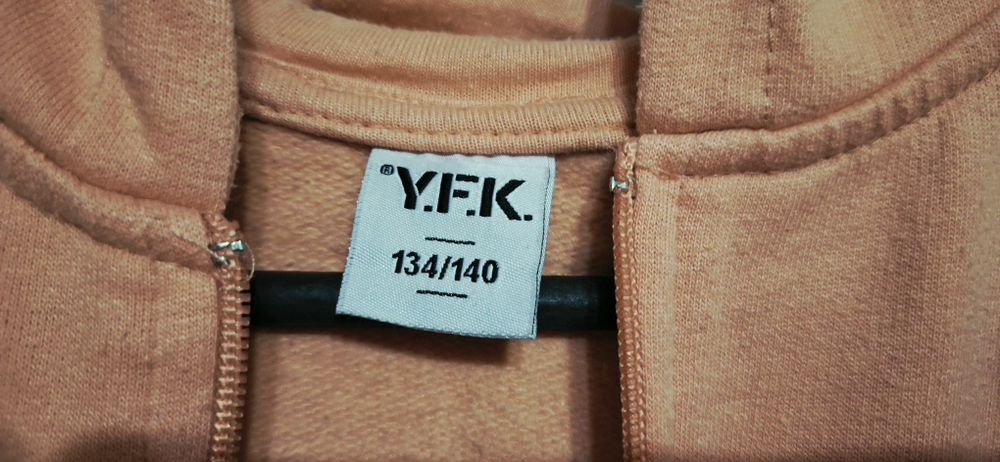 Джемпер для дівчинки, кофта