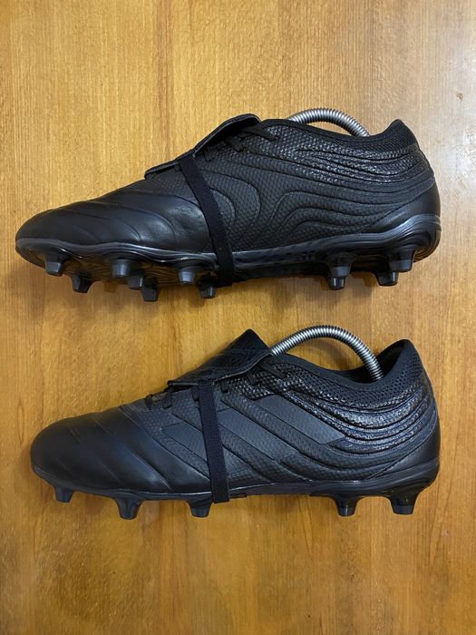 Adidas copa gloro blackout hotsell