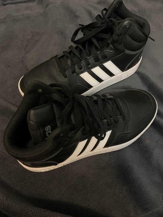 Sprzedam Buty Adidas Nowe