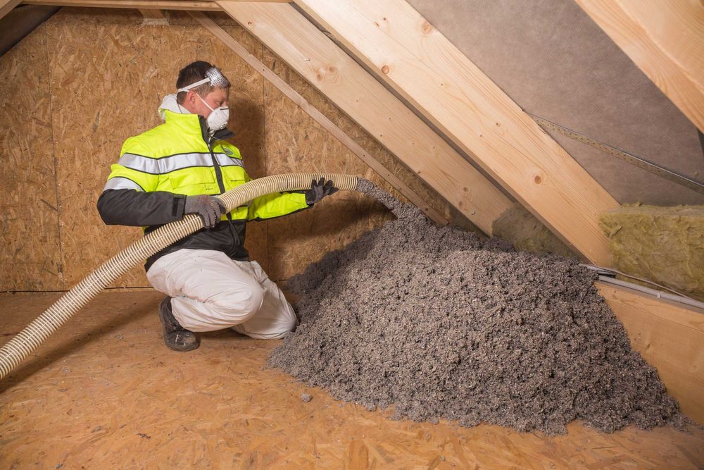 Wdmuchiwanie Wełny Drzewna Mineralna Knauf Stropodach Celuloza