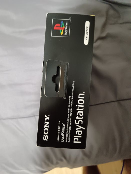 Comando PS5 30th aniversário