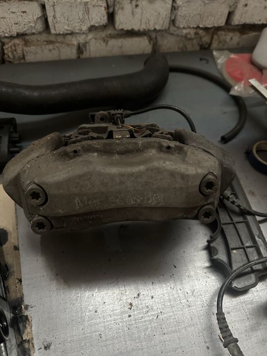 Супорта передні задні мерседес w211 w219 w220 w210