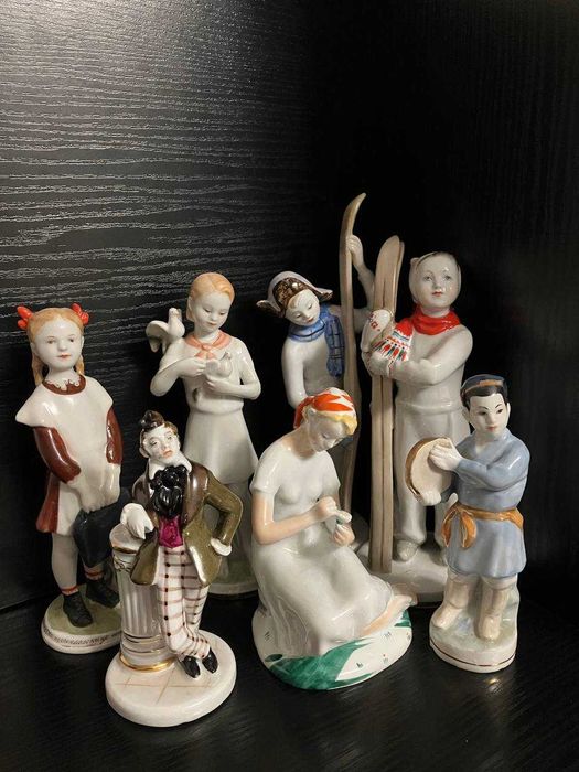 Статуэтки фарфор СССР -  "Хлестаков" и другие статуэтки ЛФЗ