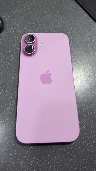 Iphone 16 128gb stan odealny