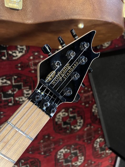 EVH Wolfgang Standard - Ferrari Red