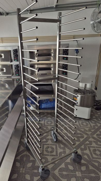 Rack carrinho porta tabuleiros