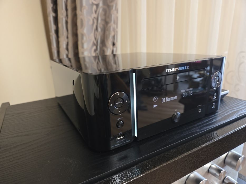 Amplituner Odtwarzacz Stereo Marantz M CR 611