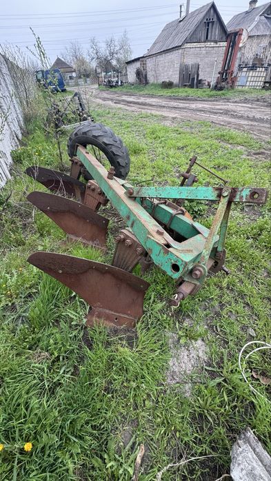 Плуг плн-3 на среднем и тяжелом брусу