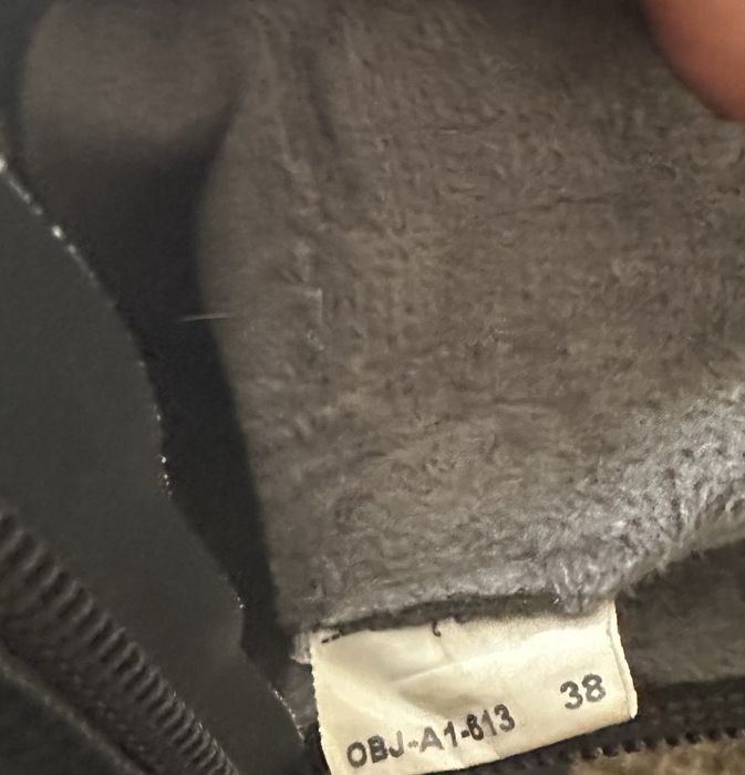 Кросівки утеплені жіночі