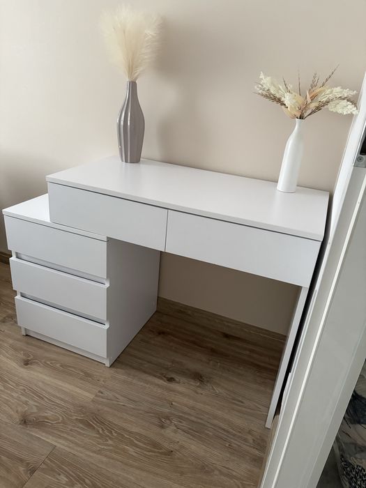 Biurko/ toaletka / komoda